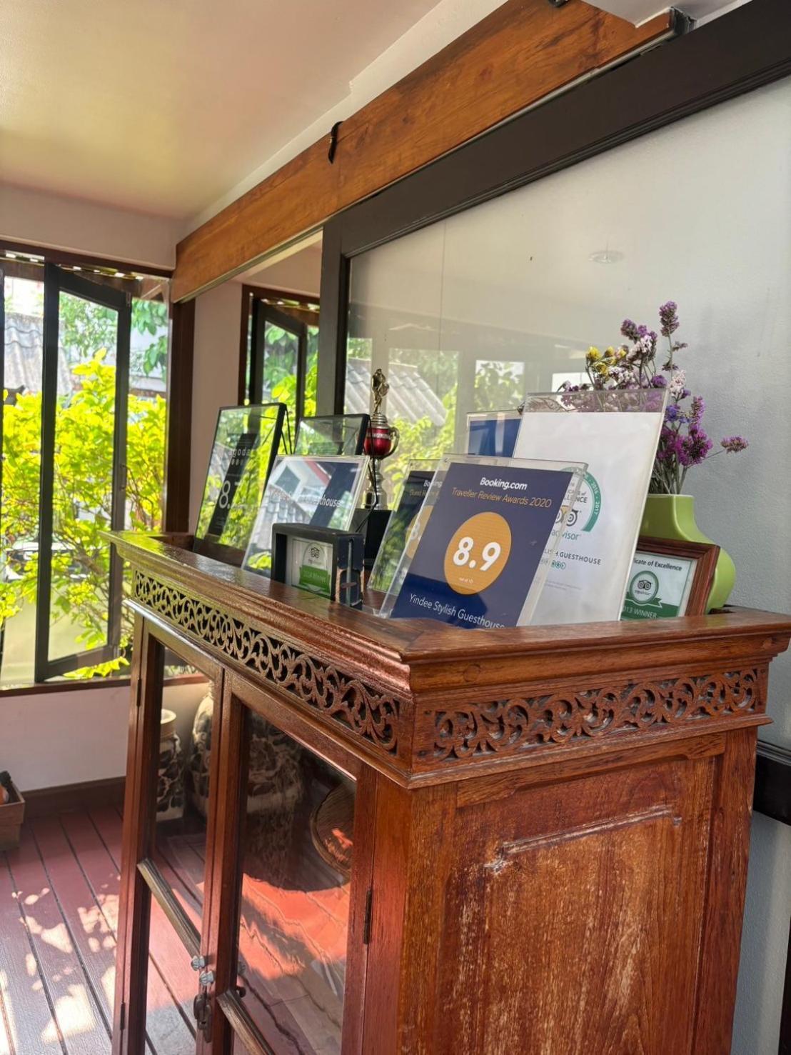Yindee Stylish Guesthouse Čiang Mai Exteriér fotografie